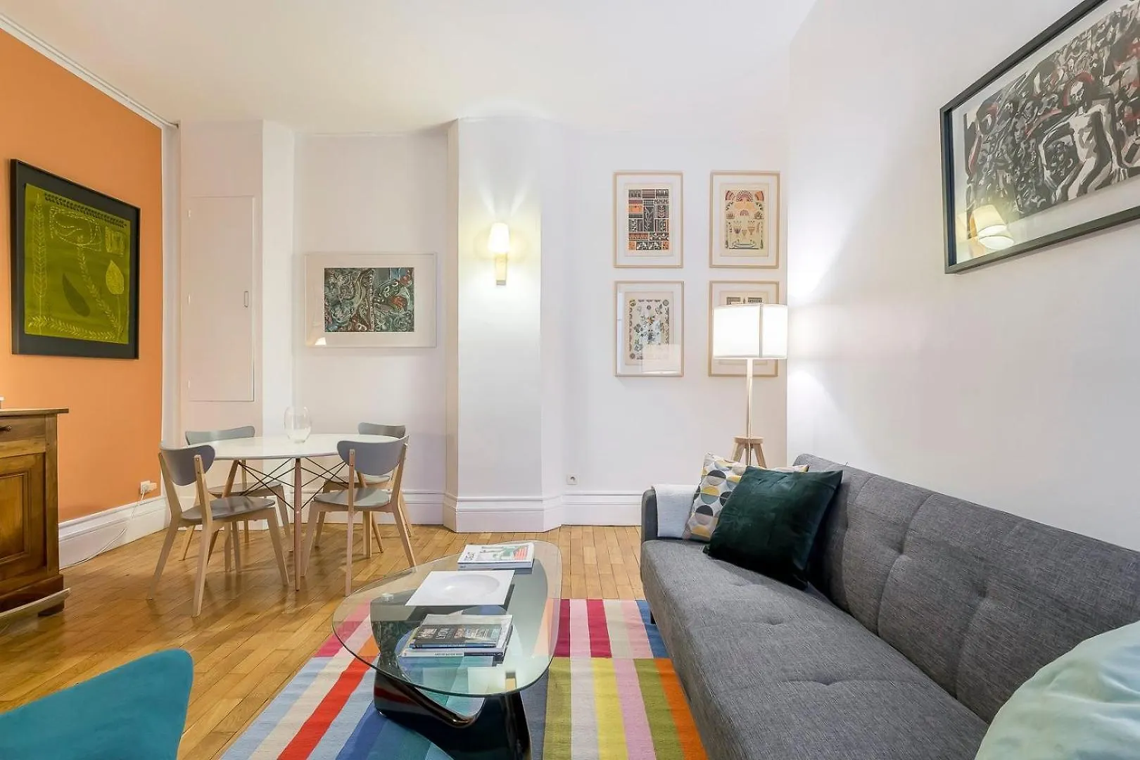 Apartment Republique - Meuble Calme Sur La Presqu'Ile