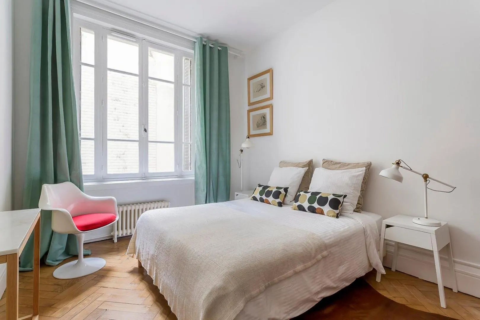 Republique - Meuble Calme Sur La Presqu'Ile Apartment